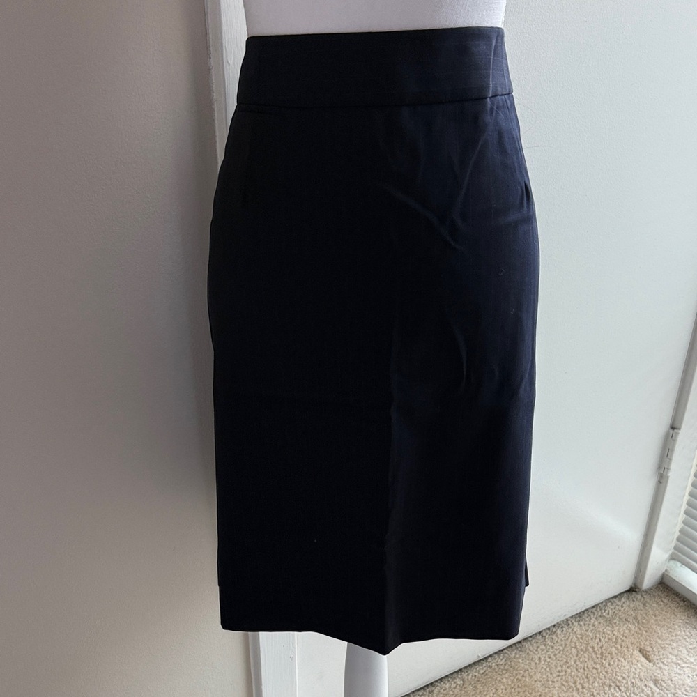 Elegant Black Pencil Skirt